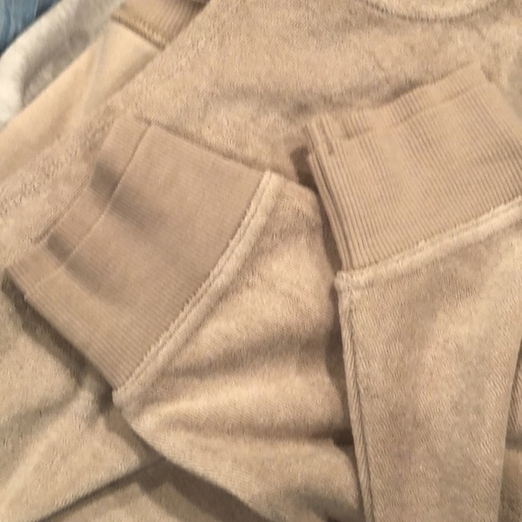 JoyLab Tan French Terry Cloth oversized  Open Back Sweatshirt -size small-NWT - Picture 8 of 8